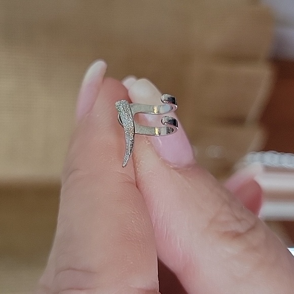 TEXTURED SWOOSH TWO-PIECE WRAP EARRINGS - Picture 2 of 5